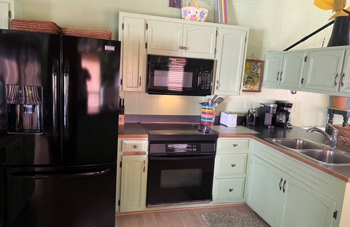 Canyon Lake House | Come and experience Paradise at Canyon Lake