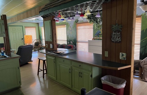 Canyon Lake House | Come and experience Paradise at Canyon Lake