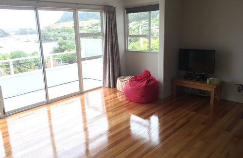 Whangarei Heads House | Come and Relax @ Rose's Retreat (with WIFI)