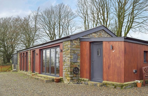 Maenclochog Cottage | Come and visit Pembrokeshire, with beaches, castles, pretty villages and market towns to explore.