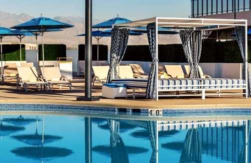 Gateway District Hotel | Come Create Memories w/Fun-filled Adventures at this Paradise! Onsite Pool!