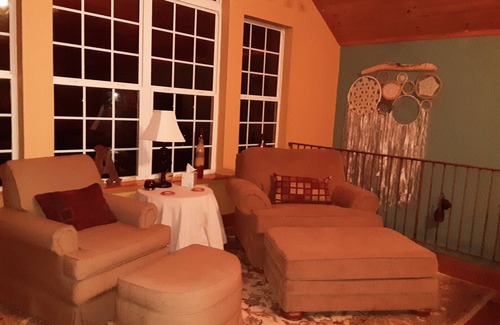 LaGrange House | Come enjoy fishing, R&R or visit with family come visit!