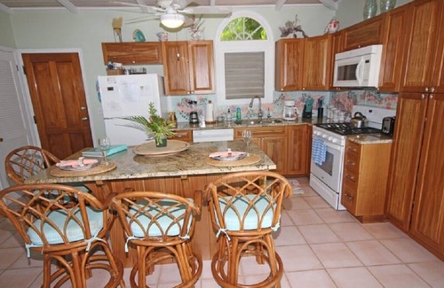 Hart Bay Villa | Come find out what "Island Time" is all about! Pool, Hot Tub, A/C and Sunsets!