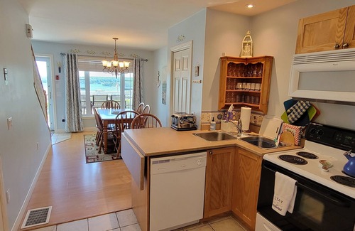 Weirs Beach Condo | Come for the View-Stay for the Fun-Lake Winnipesaukee - Late Check-out Sundays