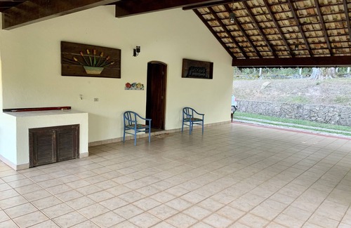 Jardim Brasil House | Come rest in the 2nd best climate in the world.