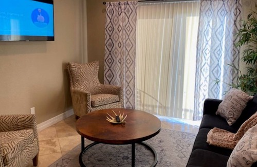 Seven Coves Condo | Come stay at the Lake and watch the Gorgeous sunset