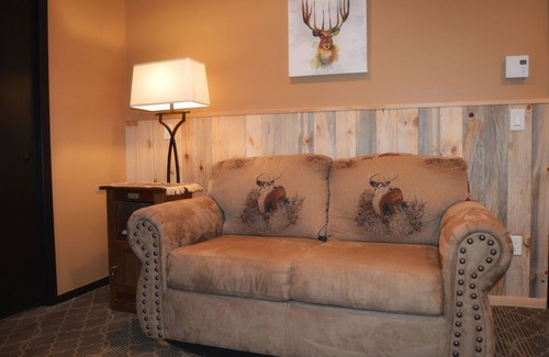 Estes Park Hotel | Come stay at the Mountain Lodge for unbelievable views!