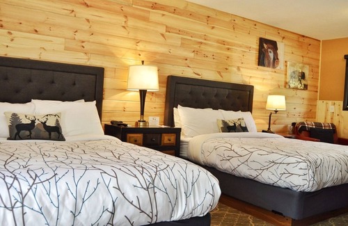 Estes Park Hotel | Come stay at the Mountain Lodge for unbelievable views!