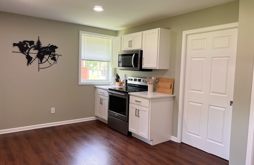 Mason House | Come stay in our spacious ranch home in Mason. Ten minutes from Kings Island.