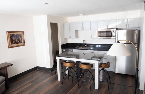 Minden Hotel | Come stay in this 1st floor 1 bedroom suite in Nevada!