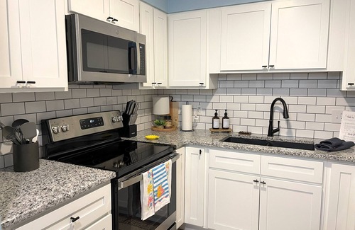 Burkesville House | Come stay with us @DHL! Great for families! <6mi to lake/golf