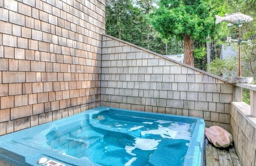Sea Ranch House | Come take in the ocean, gaze at the starry skies, commune with nature.