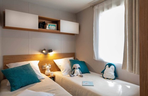 Saint-Privat-de-Champclos House | Comfort cottage in a 5* Nature et Calme estate B02