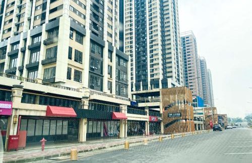 Cikarang Apartment | Comfort 2BR with Work Space at Meikarta Apartment By Travelio