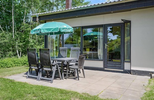Stadtkyll House | Comfort 6-person bungalow in the holiday park Landal Wirfttal