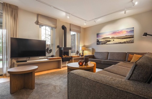 Nooitgedacht House | Comfort 8-person farmhouse in the holiday park Hof van Saksen