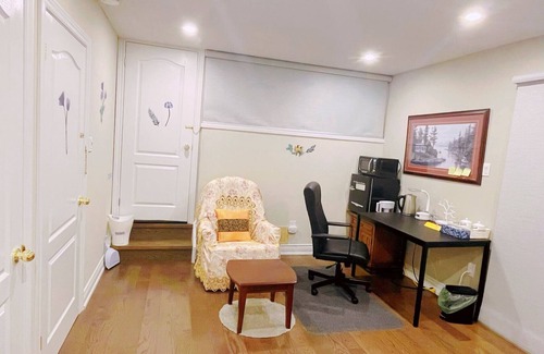 Markham House | Comfort and Lovely home in Markham