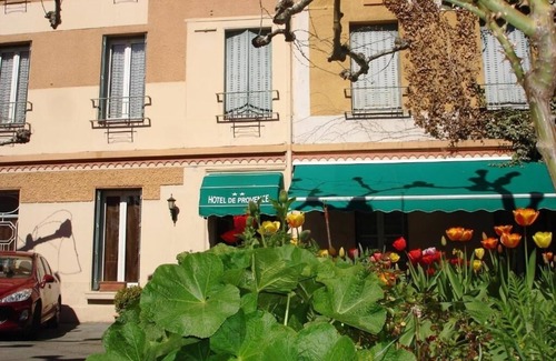 Digne-les-Bains Hotel | Comfort and Relaxation! Free Parking, Minutes to La Malmaison Art Center