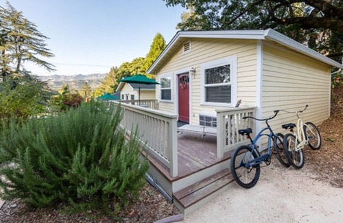 Calistoga Cottage | Comfort and Style in Our Queen Cottage