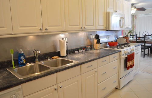 Victory Hills House | Comfort, convenience, and superb location!
