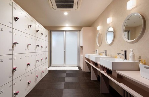 Higashishinsaibashi Hotel | Comfort Double Breakfast included Enjoy a safe/Osaka Ōsaka