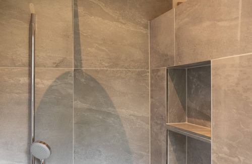 Staufen im Breisgau Apartment | Comfort double room with shower and WC
