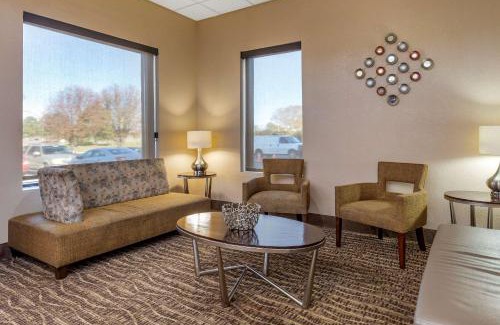 Fort Mill Hotel | Comfort Inn Fort Mill Amusement Park at Carowinds Blvd