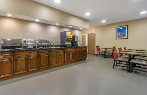 Canyon Park Hotel | Comfort Inn & Suites Bothell - Seattle North