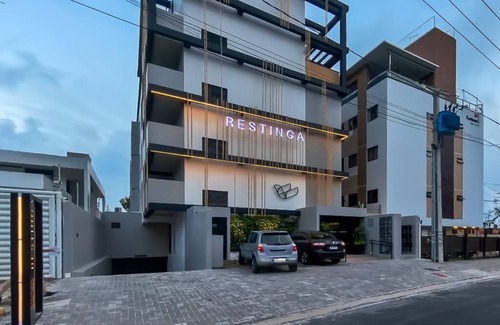 Jardim Oceania Apartment | Comfort Studio facing the sea