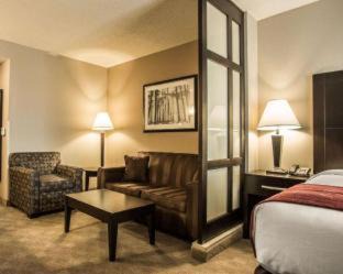 Huntersville Hotel | Comfort Suites Huntersville near Lake Norman