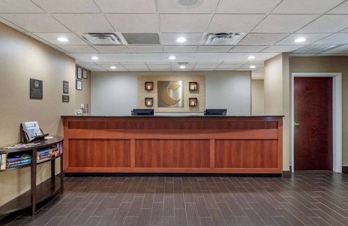 Woodstock Hotel | Comfort Suites Woodstock