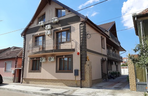 Oradea Villa | Comfort Twin Room with Balcony