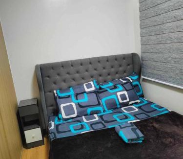 Novaliches Apartment | Comfort zone's staycation Trees Residences near SM Fairview T5-645