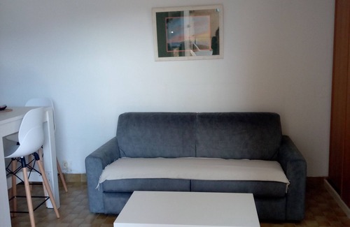 Sainte-Croix-du-Verdon Apartment | Comfortable apartment with large terrace and lake view