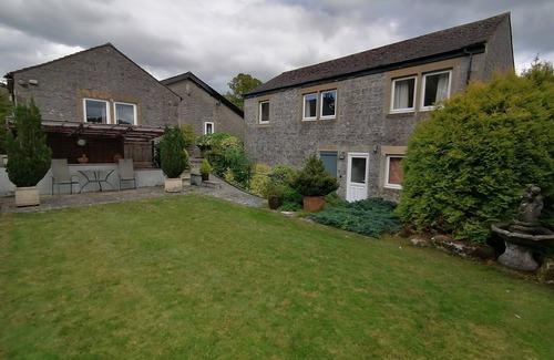 Bakewell Apartment | Comfortable and spacious apartment near Bakewell in the Peak District.