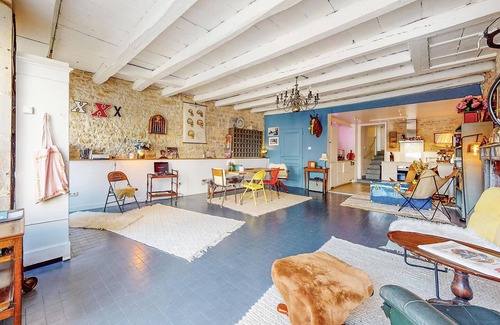 Verteuil-sur-Charente House | Comfortable and artistic cottage centrally located in Verteuil-sur-Charente.