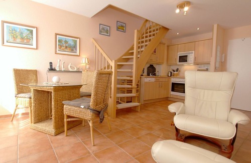 Zingst Apartment | Comfortable vacation apartment in Zingst in the first row of the beach