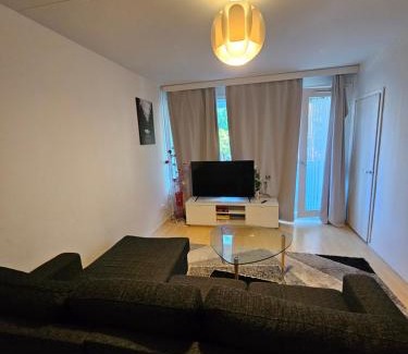Itainen District Apartment | Comfortable 1 bedroom apartment in Helsinki