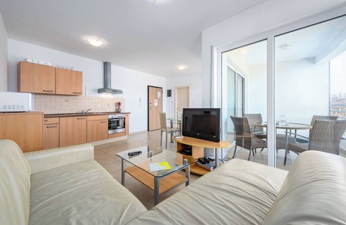 Monterol Apartment | Comfortable 1 br apartment near the beach