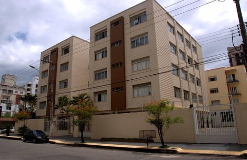 Guarapari Apartment | Comfortable 2-bedroom apartment one block from Morro Beach