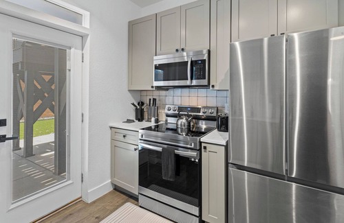 Berthoud Apartment | Comfortable 2BR in Berthoud!