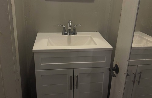Ruston Apartment | Comfortable 2BR Retreat in Ruston Perfect for Game Days”