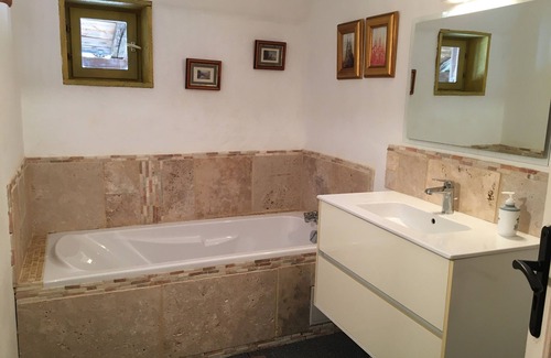 Loubezs-Bernac Other | Comfortable 3-bed/3-bath holiday home with heated pool and large wilded garden