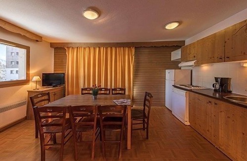 Chamrousse House | Comfortable 5 Bedroom Duplex for up to 12 Guests