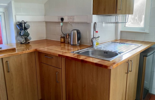 Cathays House | Comfortable and Convenient Home away from Home
