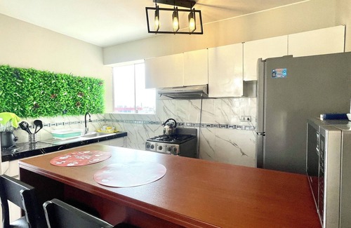 Jacaranda Apartment | Comfortable and warm apartment near La Rambla de San Borja.
