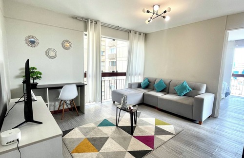 Jacaranda Apartment | Comfortable and warm apartment near La Rambla de San Borja.