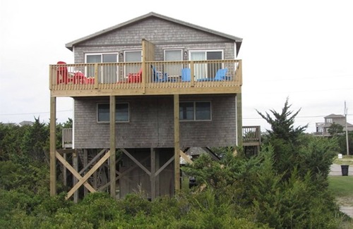 Ocean Isle Estates Cottage | Comfortable and well equipped, Two By The Sea B will be a great vacation destination!