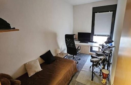 Tres Cantos Apartment | Comfortable apartment in Tres Cantos by beBalmy