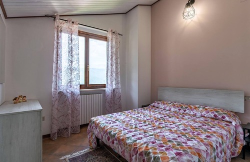 Fano Adriano Apartment | Comfortable apartment with large roof terrace in the heart of Abruzzo.